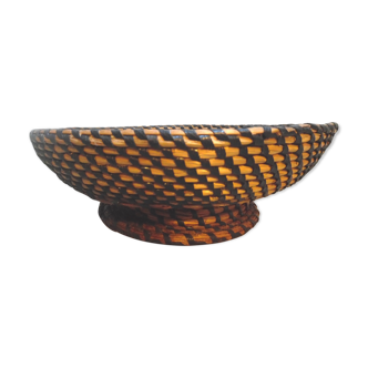 Wicker fruit bowl