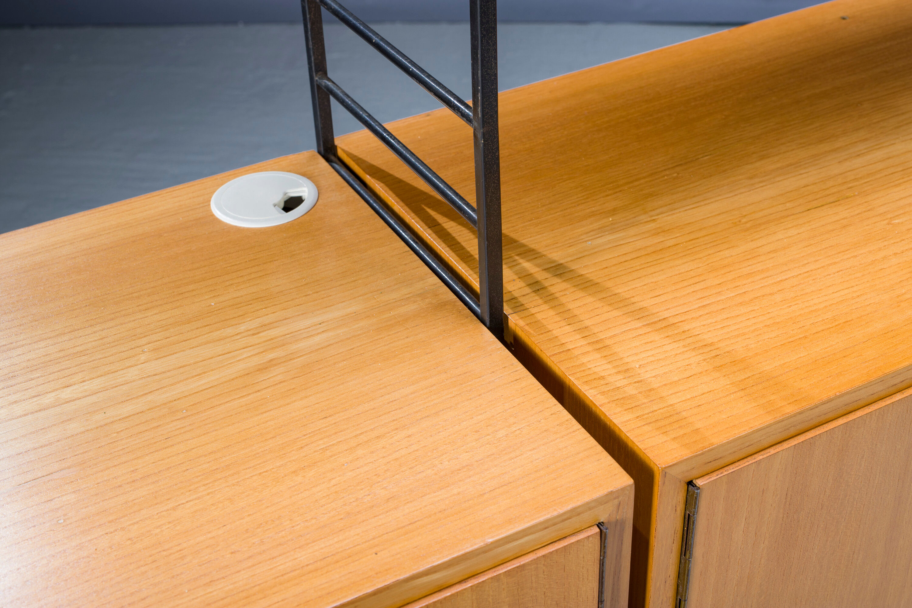 Mid-Century Elm Shelf, 1960s.