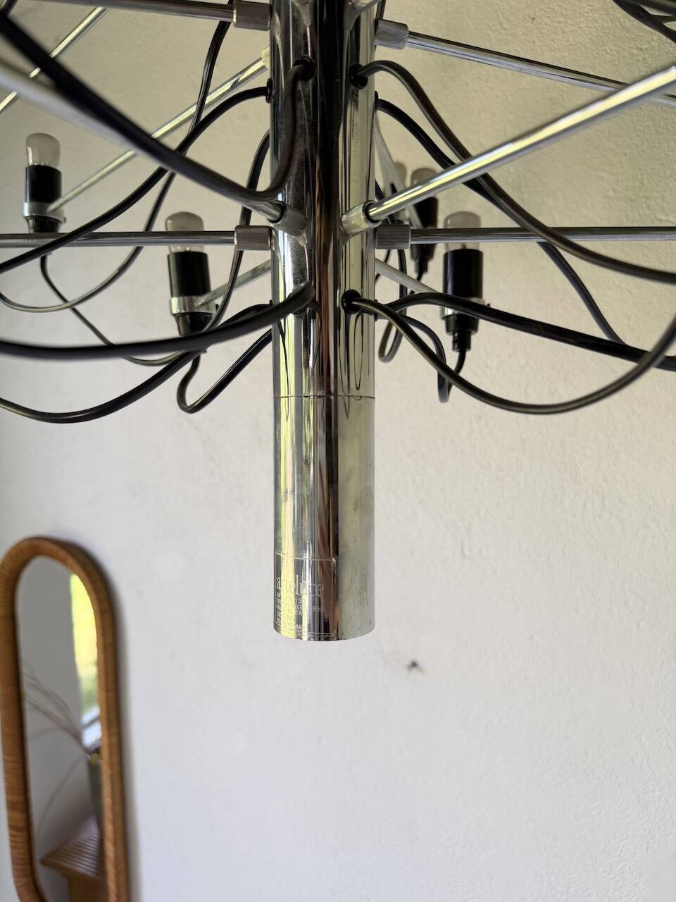 Lustre suspension Gino Sarfatti for Arteluce 30 lights model 2097 from the 1960s.