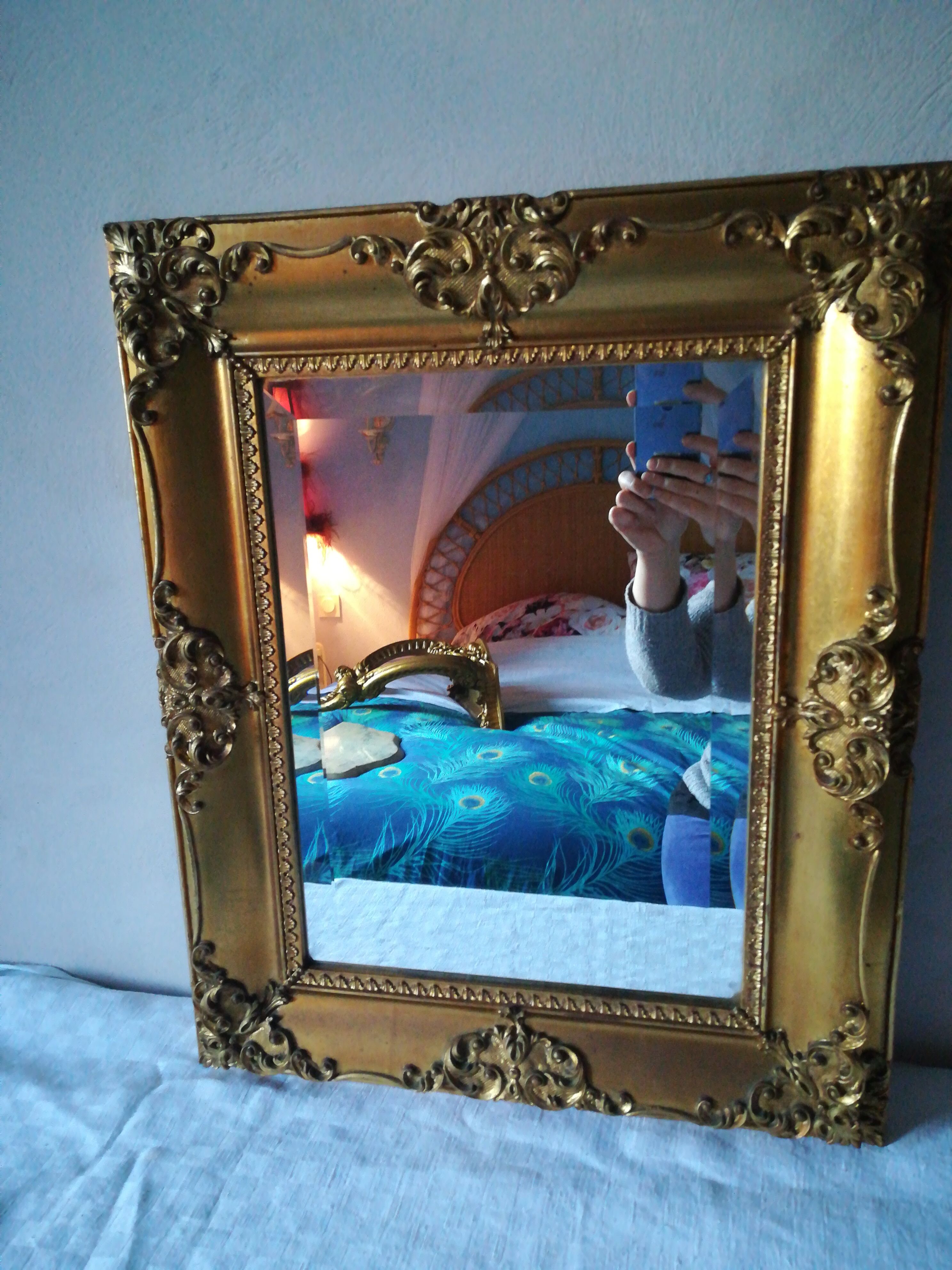 Mirror a volutes in wood and stucco 46 x 57cm