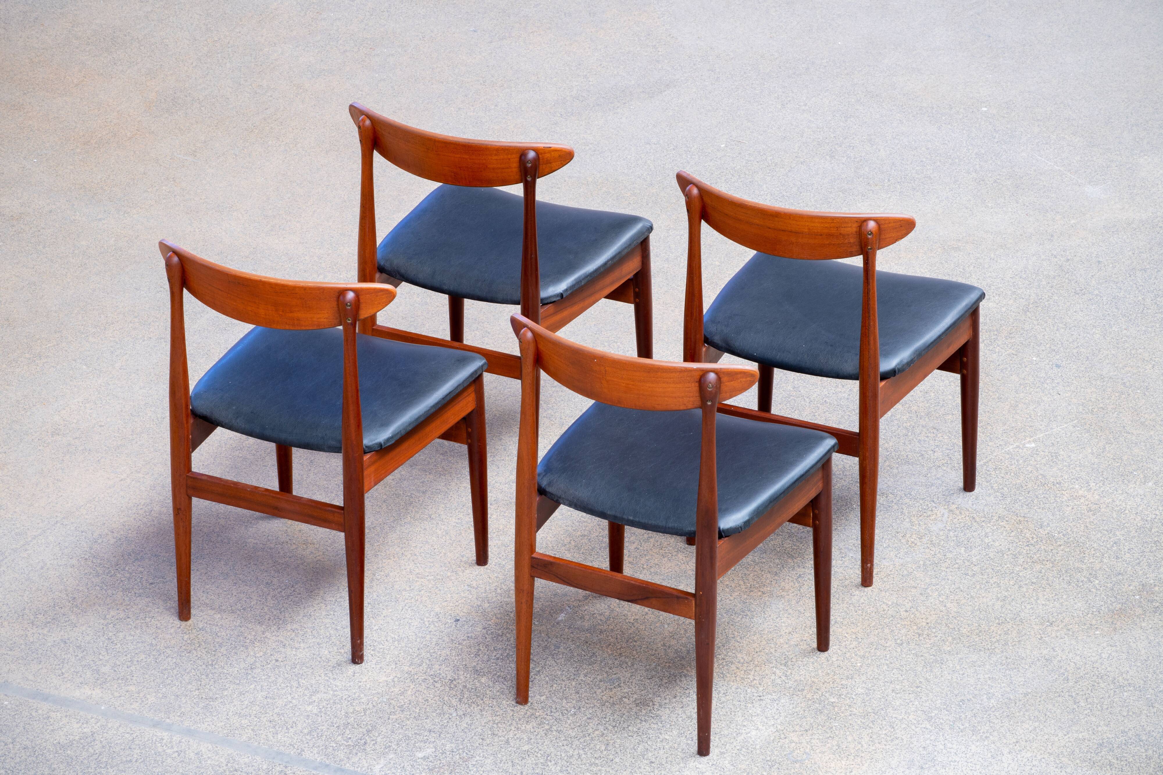 Scandinavian chairs 1960