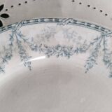 Round serving dish on Creil and Montereau earthenware pedestal, Labrador