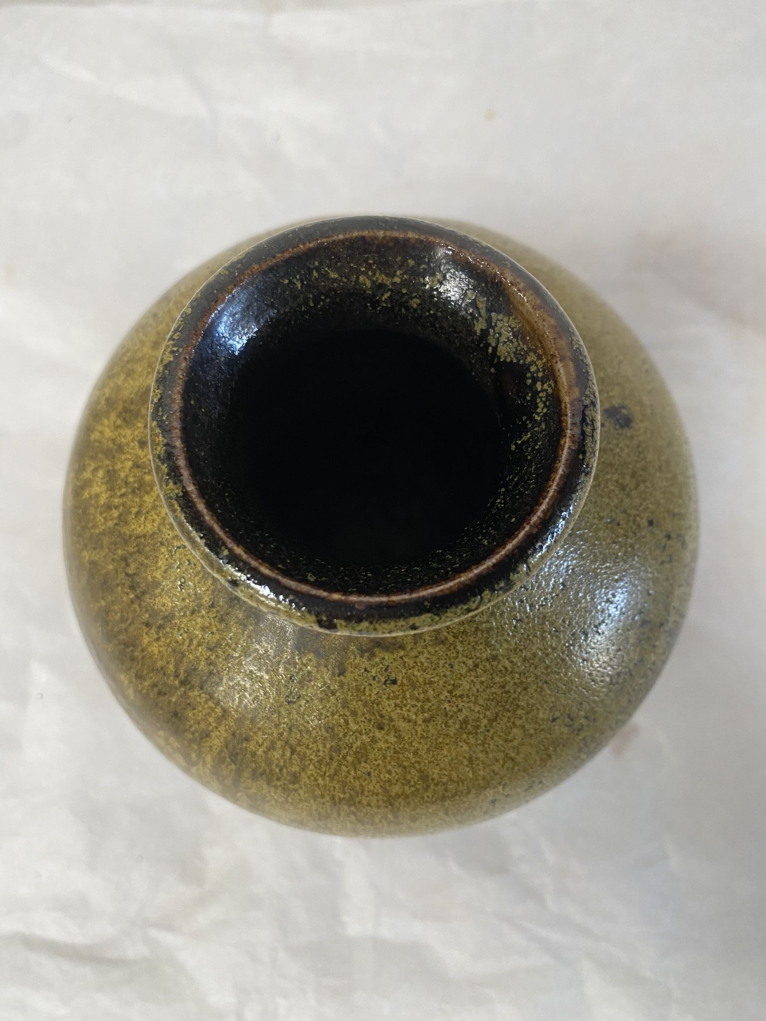 Vase en grès vintage signé