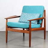 Scandinavian teak armchair by Arne Vodder for Gløstrup Mobelfabrik