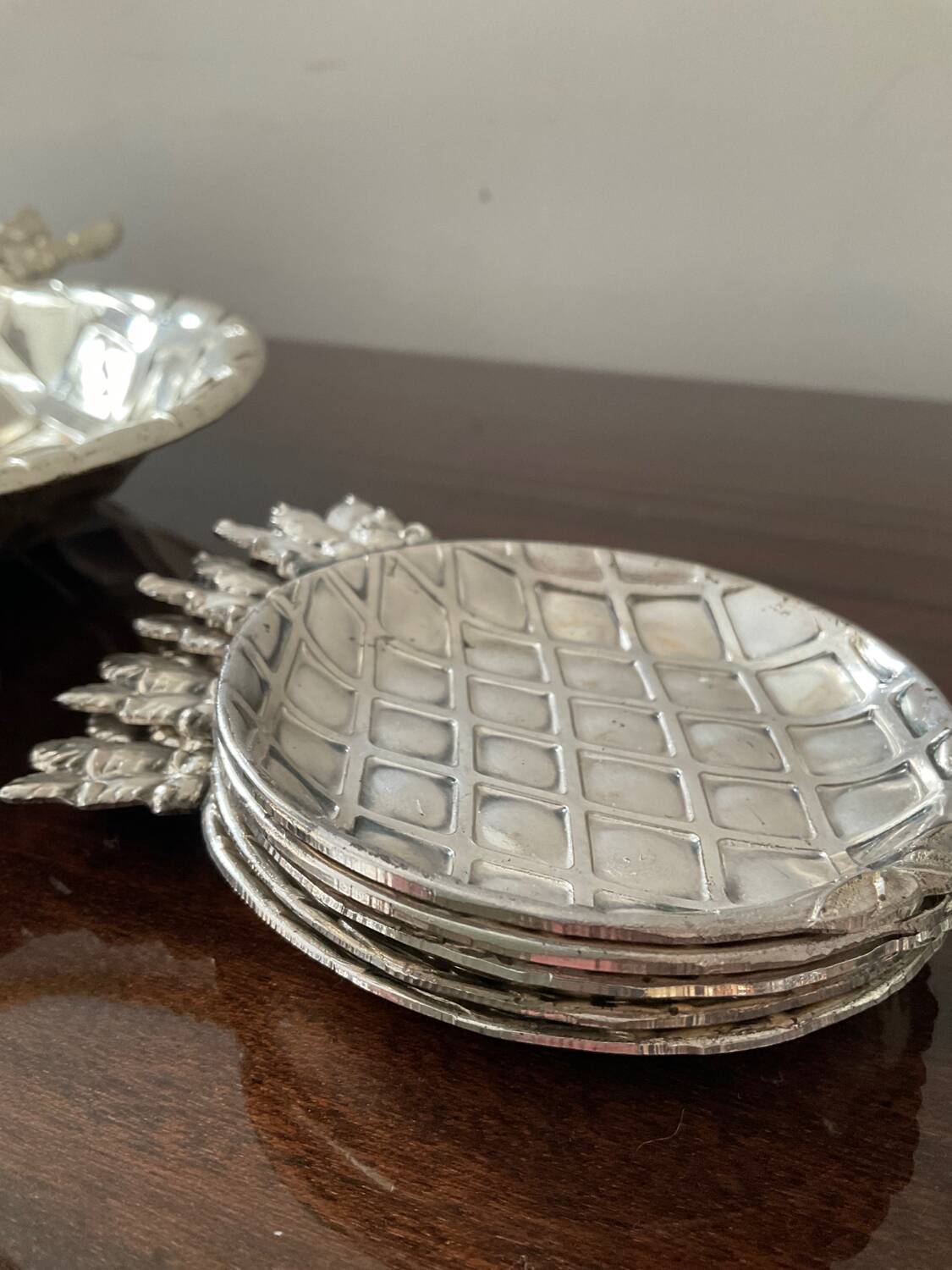 Pineapple cup series and 5 silver metal bowls