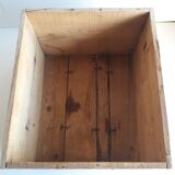 Case wood transport old wine Henri Maire