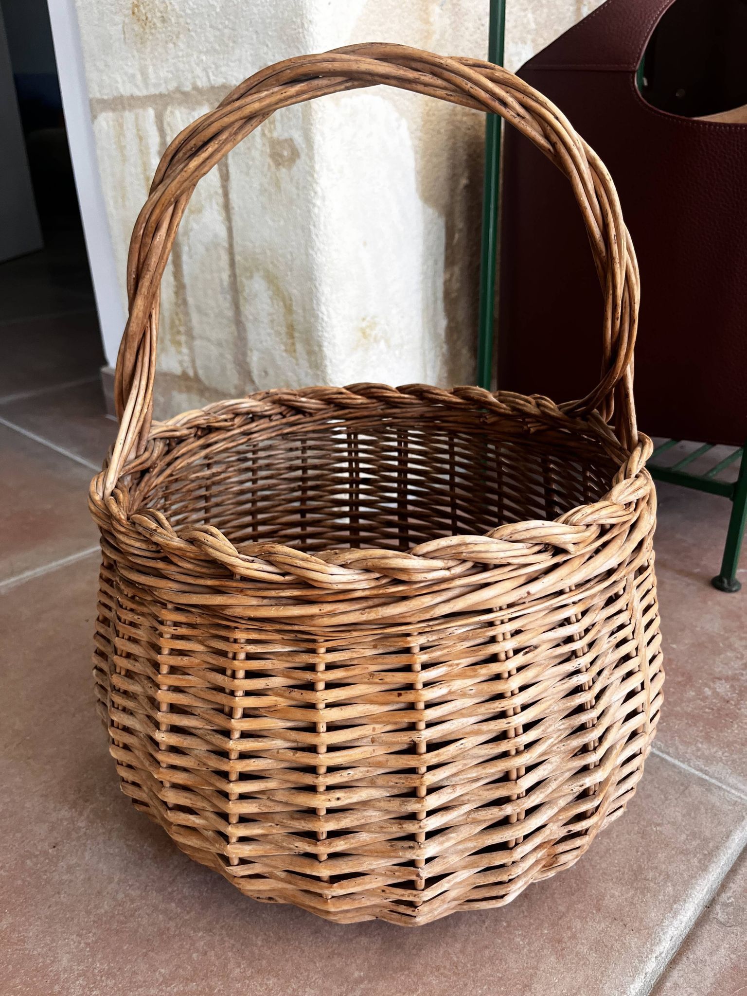 Wicker basket