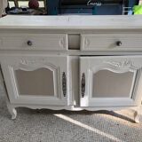 Old buffet
