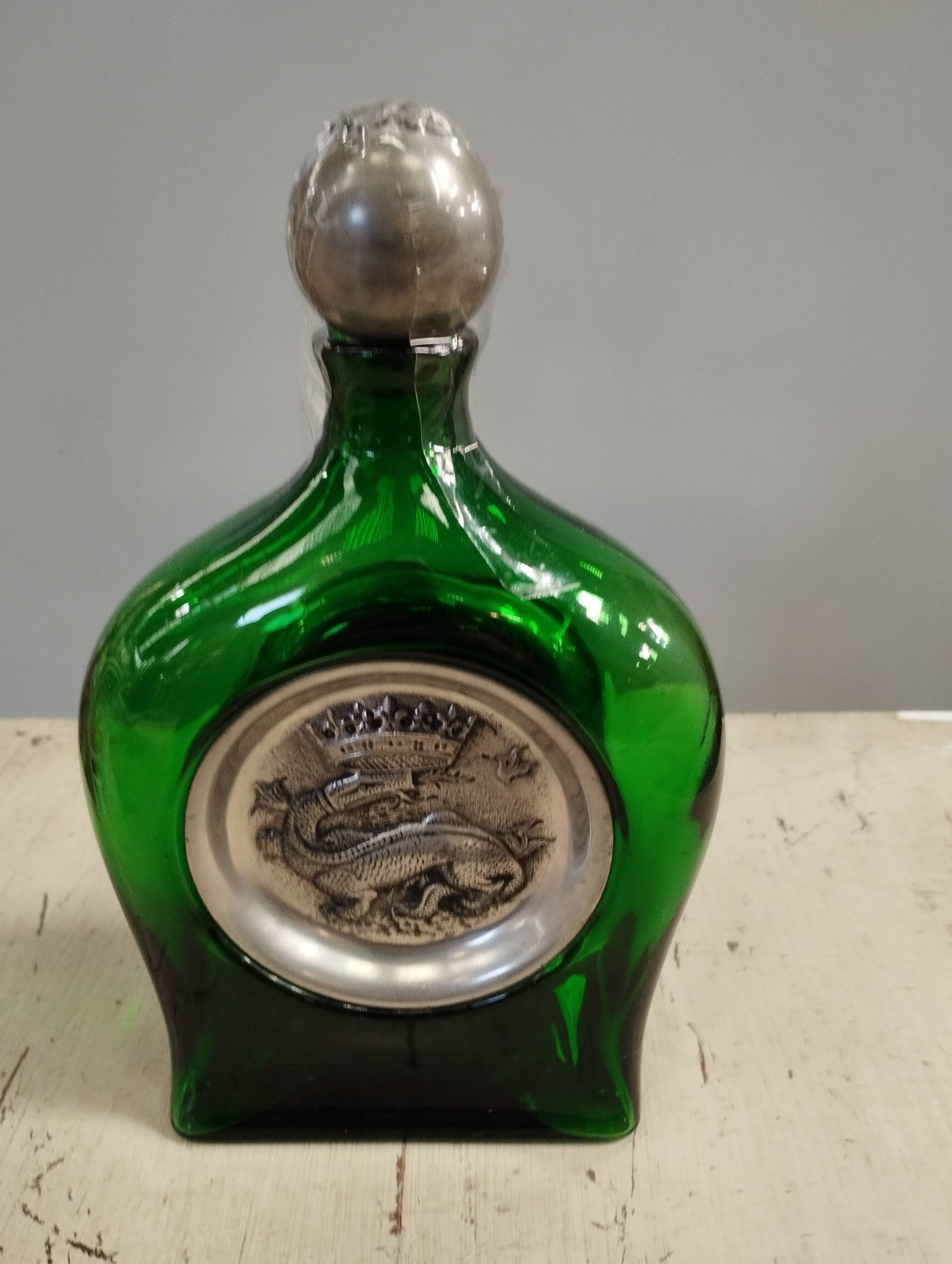 Whisky glass service