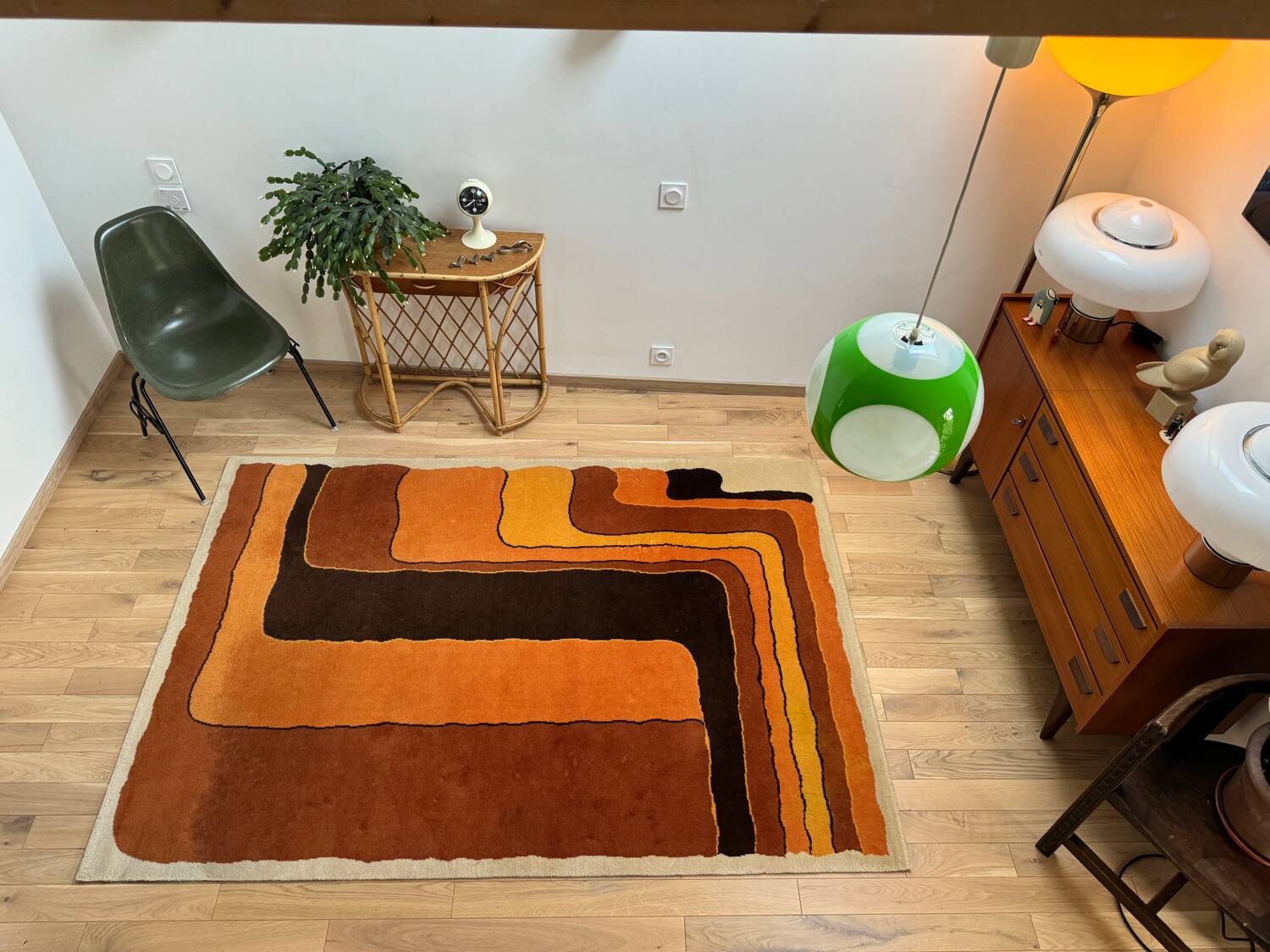 Vintage graphic rug / Amazon