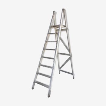 Painter's stepladder