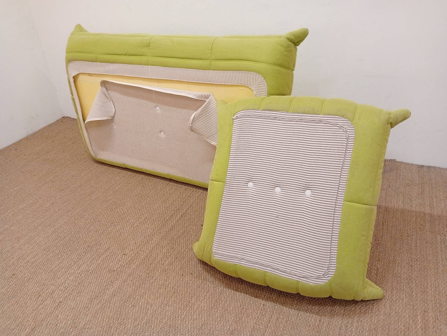 Togo 3 places and ottoman