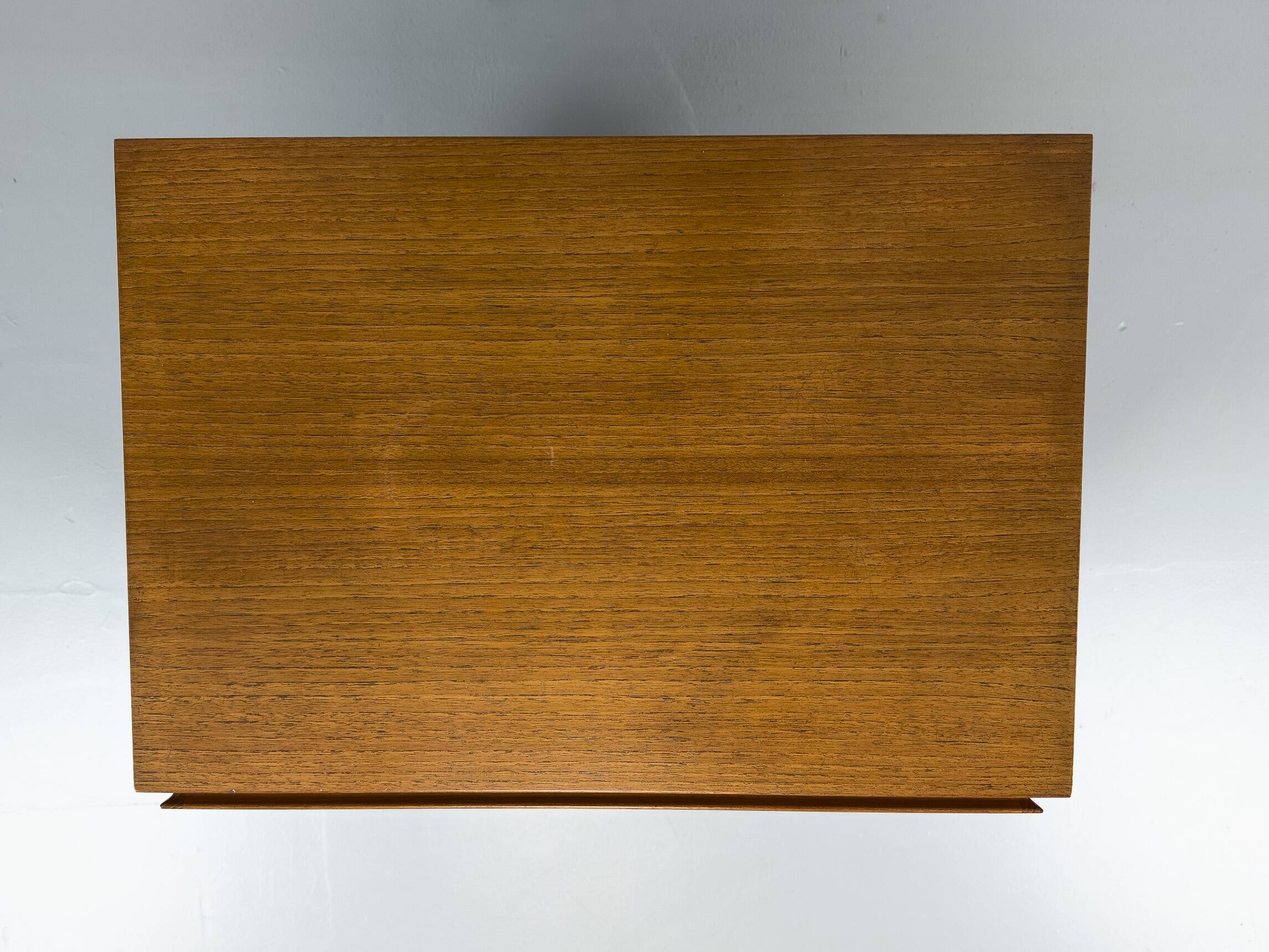 Armoire en teck avec tiroir d'Omann Jun, années 1960