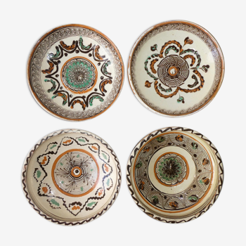 Lot de 4 coupelles poterie Horezu, signées