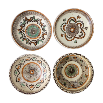 Set of 4 cups or Horezu pottery, signed