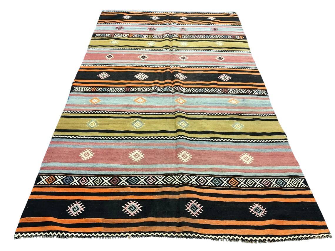 Oushak Vintage Wool Kilim Runner