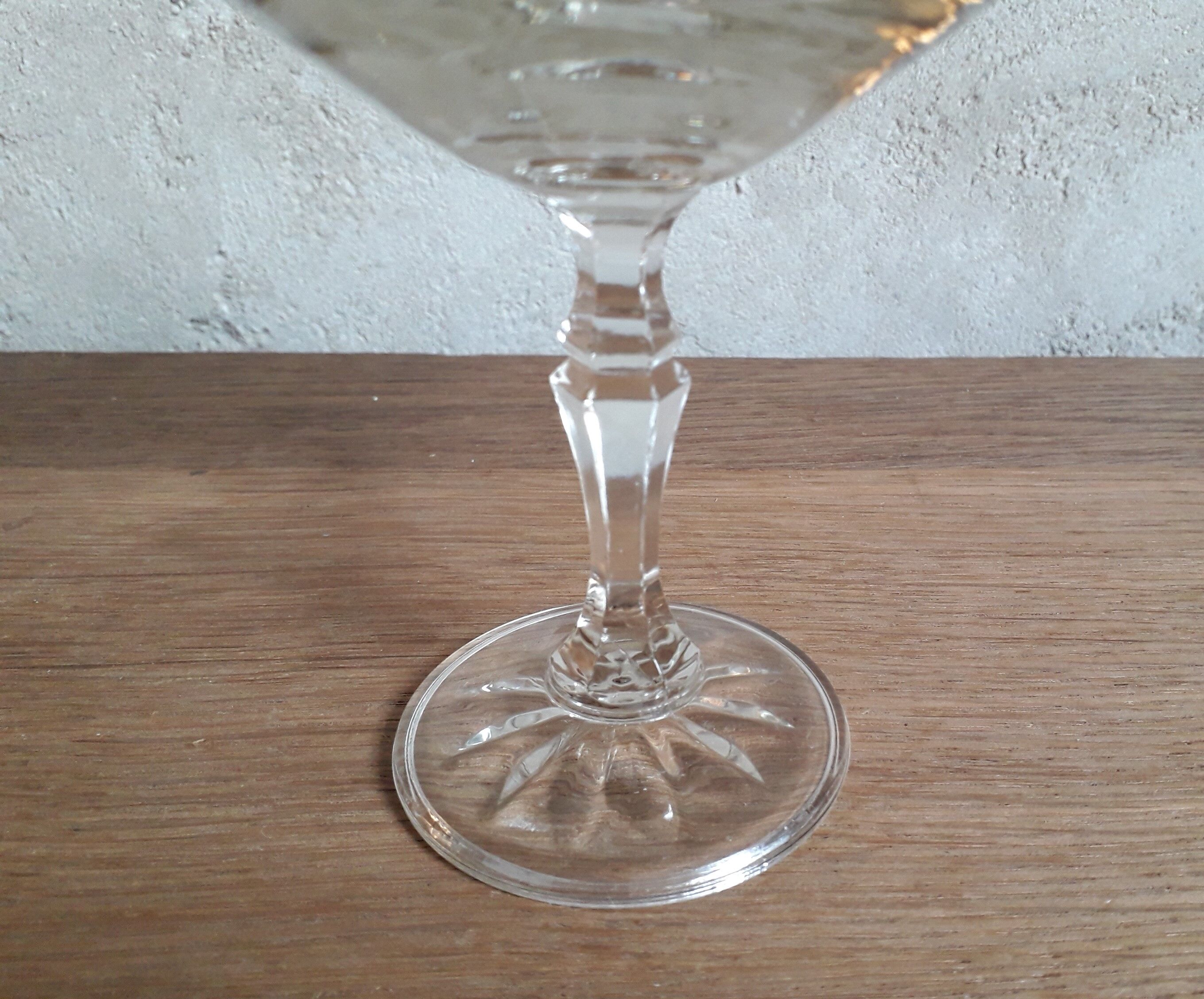 Lot of 10 champagne cups