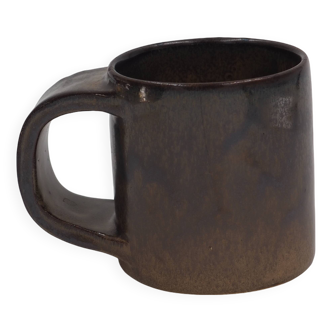 Gros mug en grès