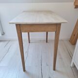 Antique wooden desk – farmhouse table - chic country spirit