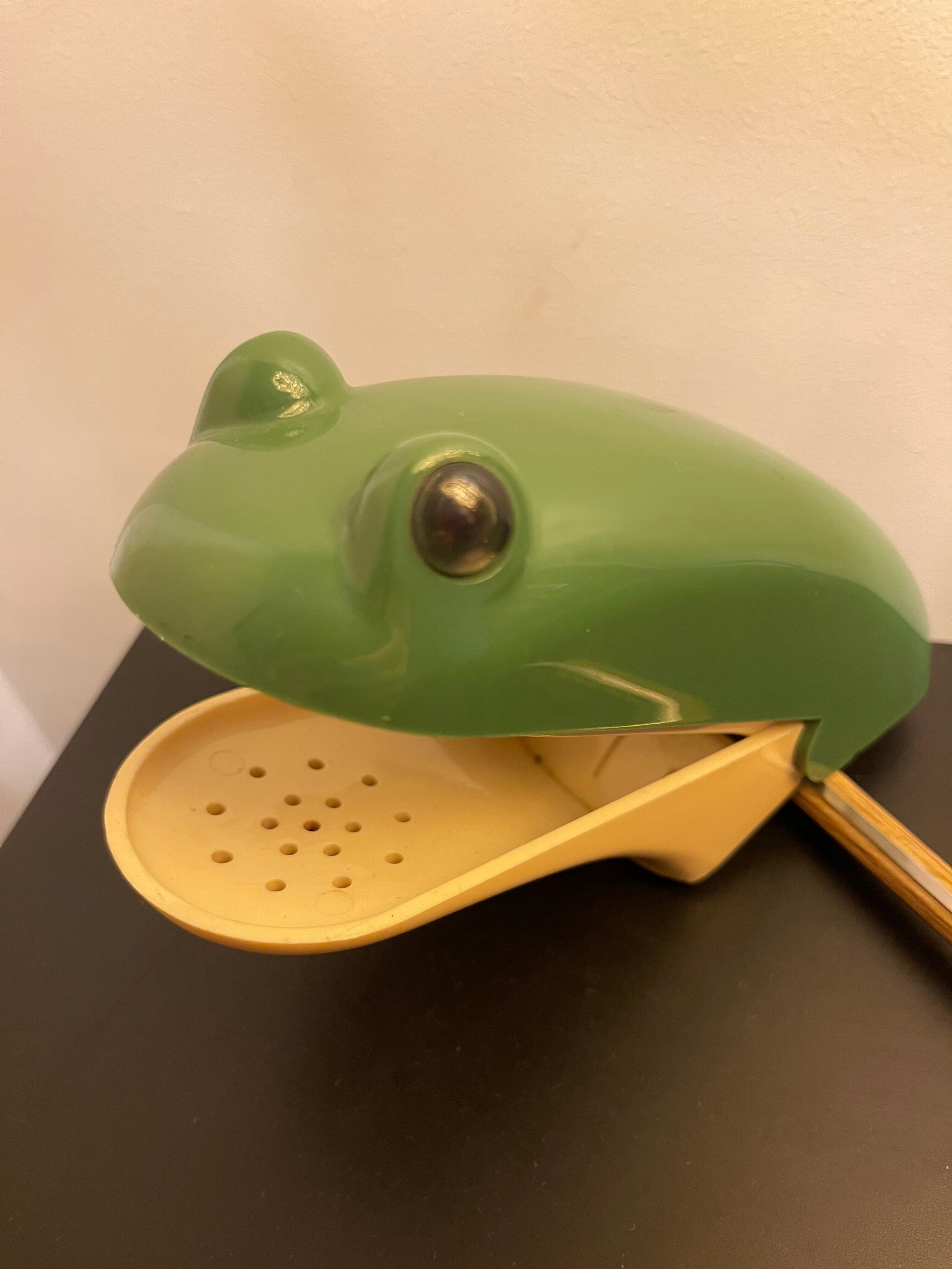 Frog phone - David Craft - 80's