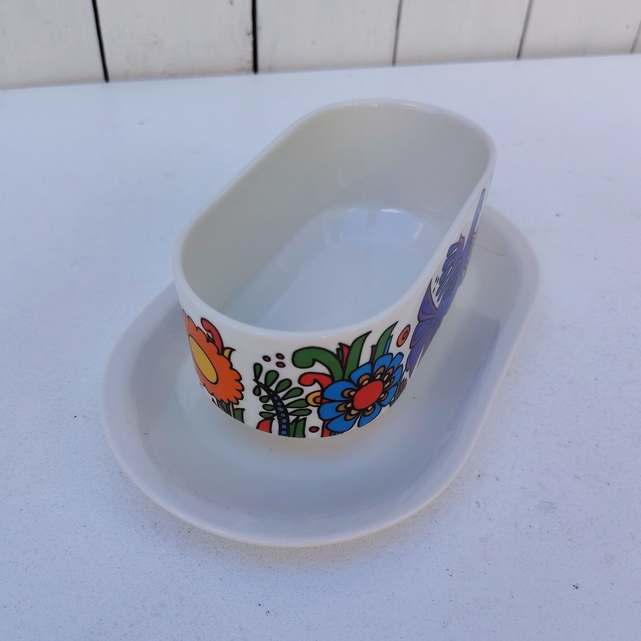 Villeroy & Boch porcelain sauce boat, Acapulco