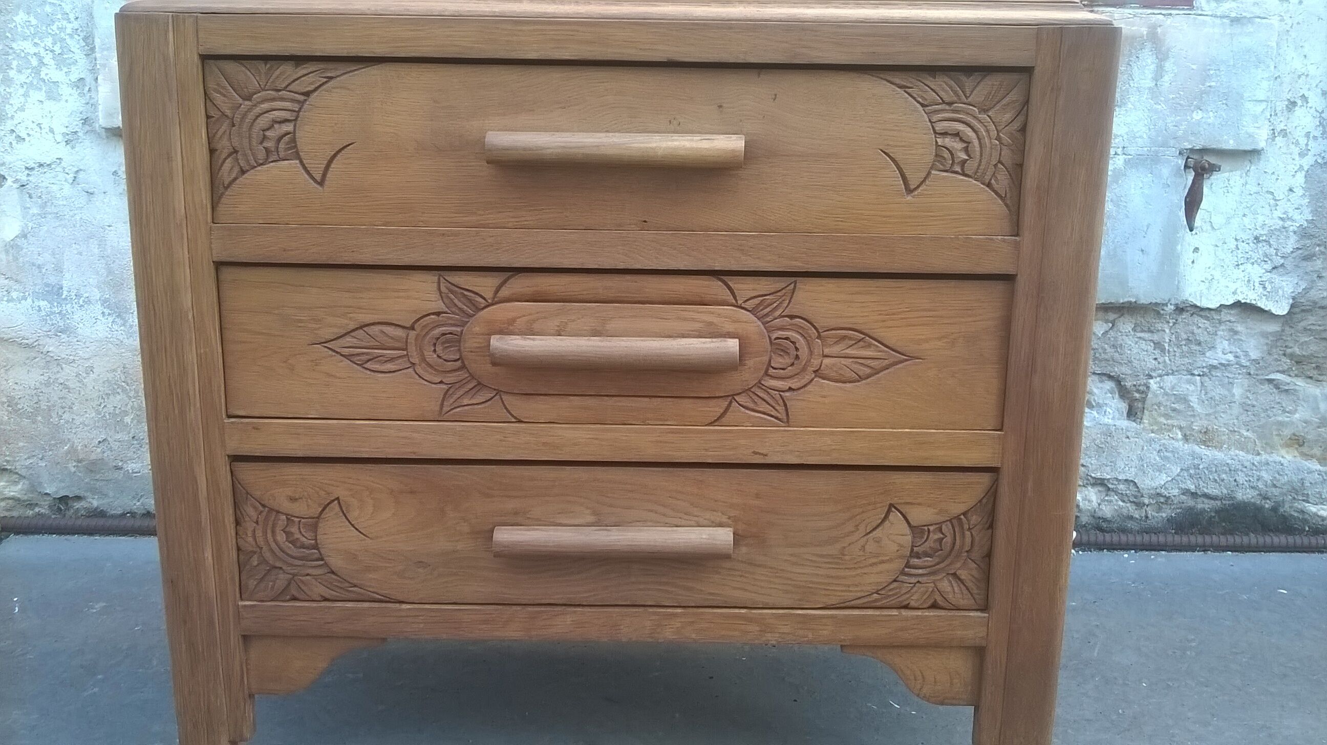 Commode époque art déco