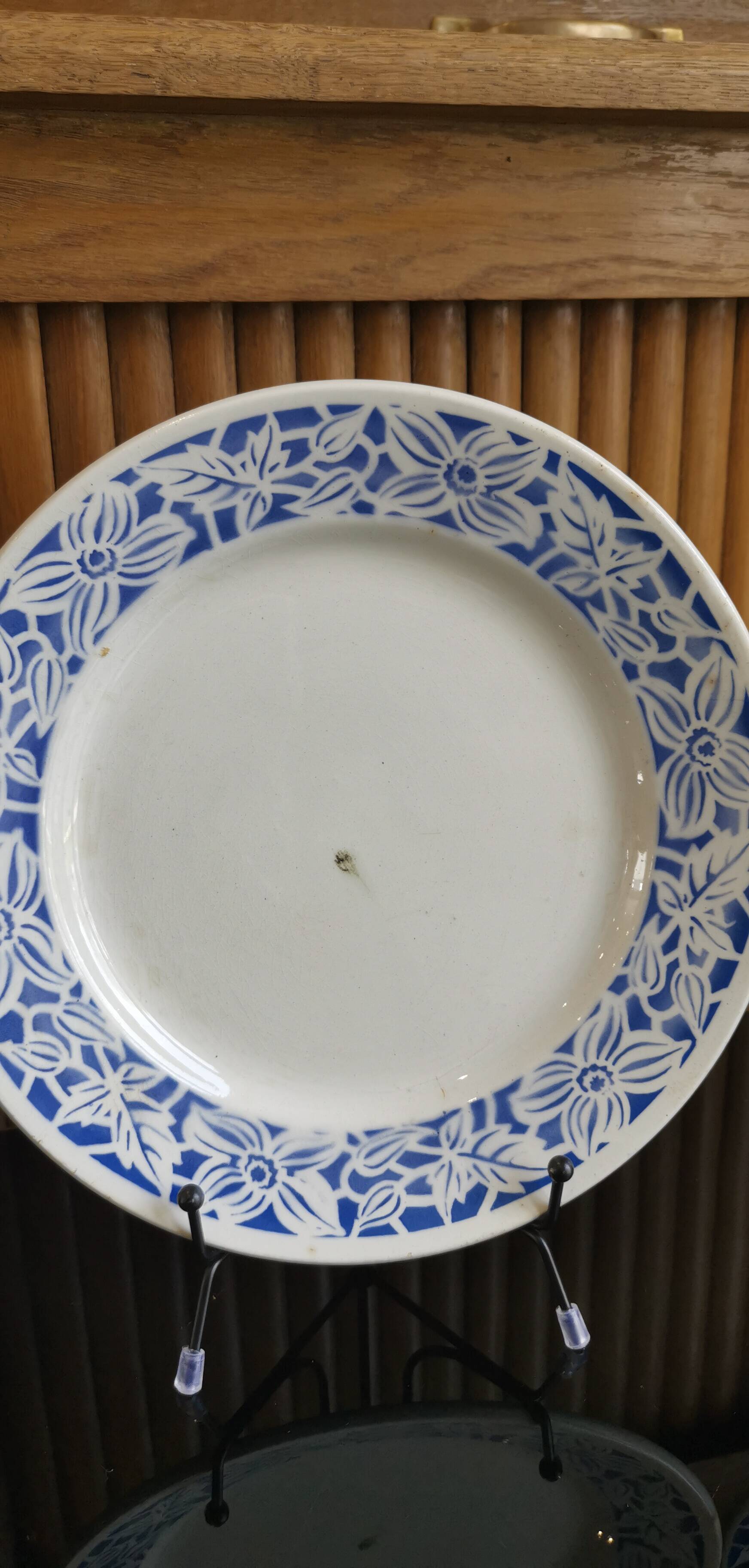 4 white earthenware dinner plates by k&g Lunéville blue blida model