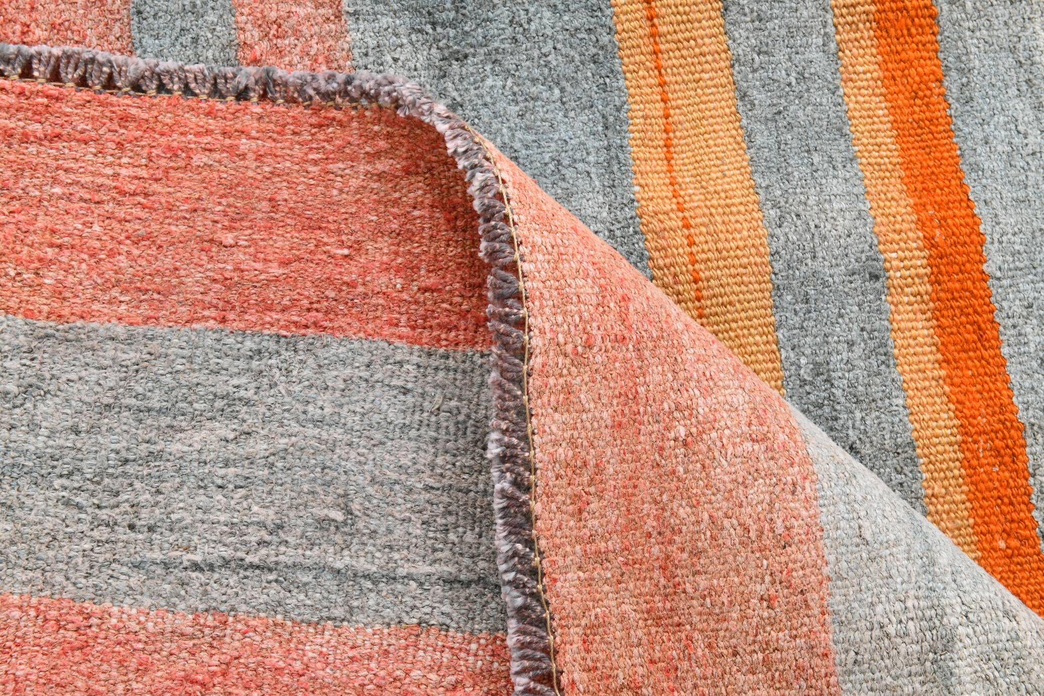Tapis Kilim bohème rouge pâle et vert, 193 x 222 cm