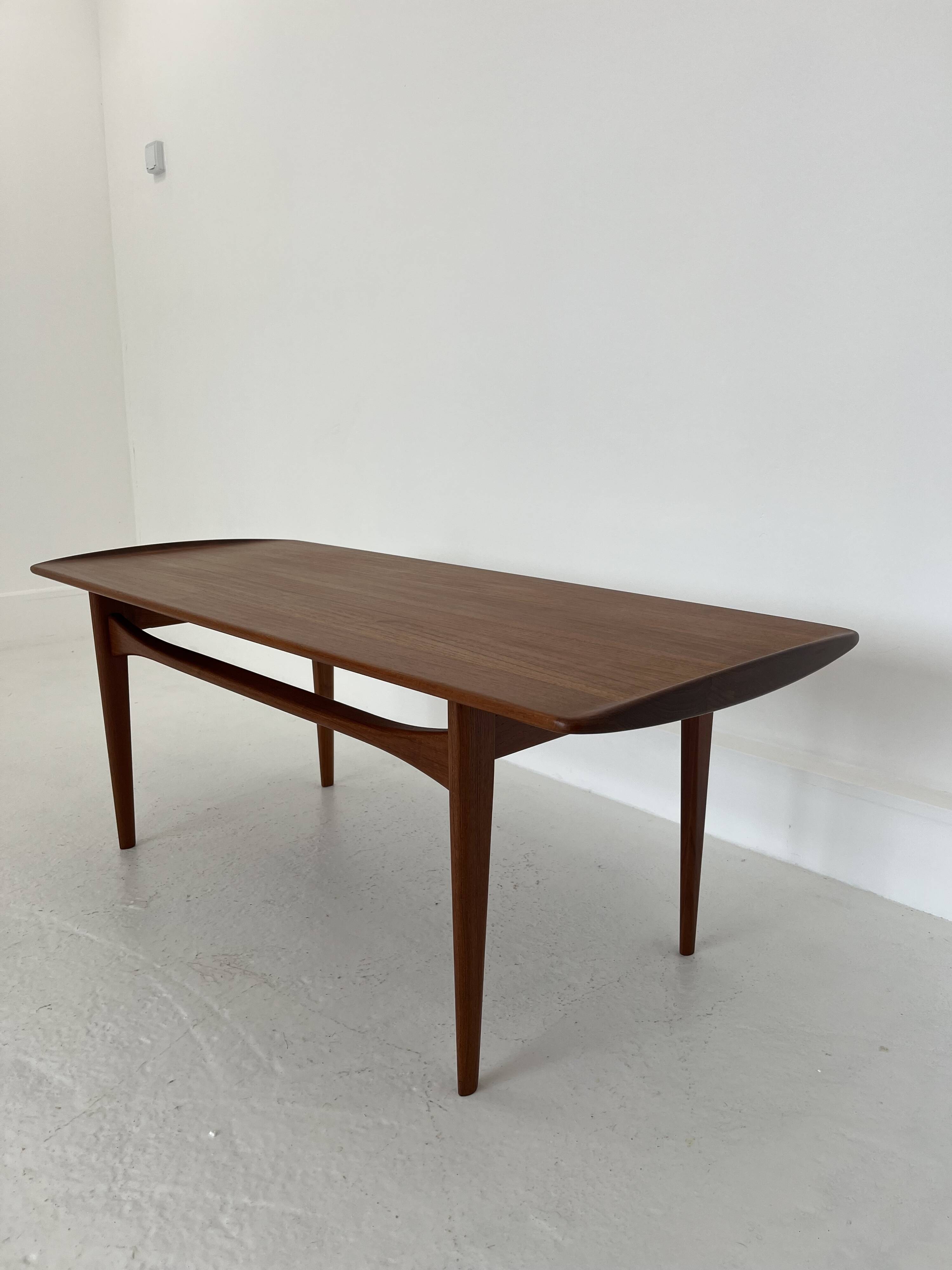 Mid-Century Model Fd 503 Coffee Table by Tove Kindt-Larsen for France & Son