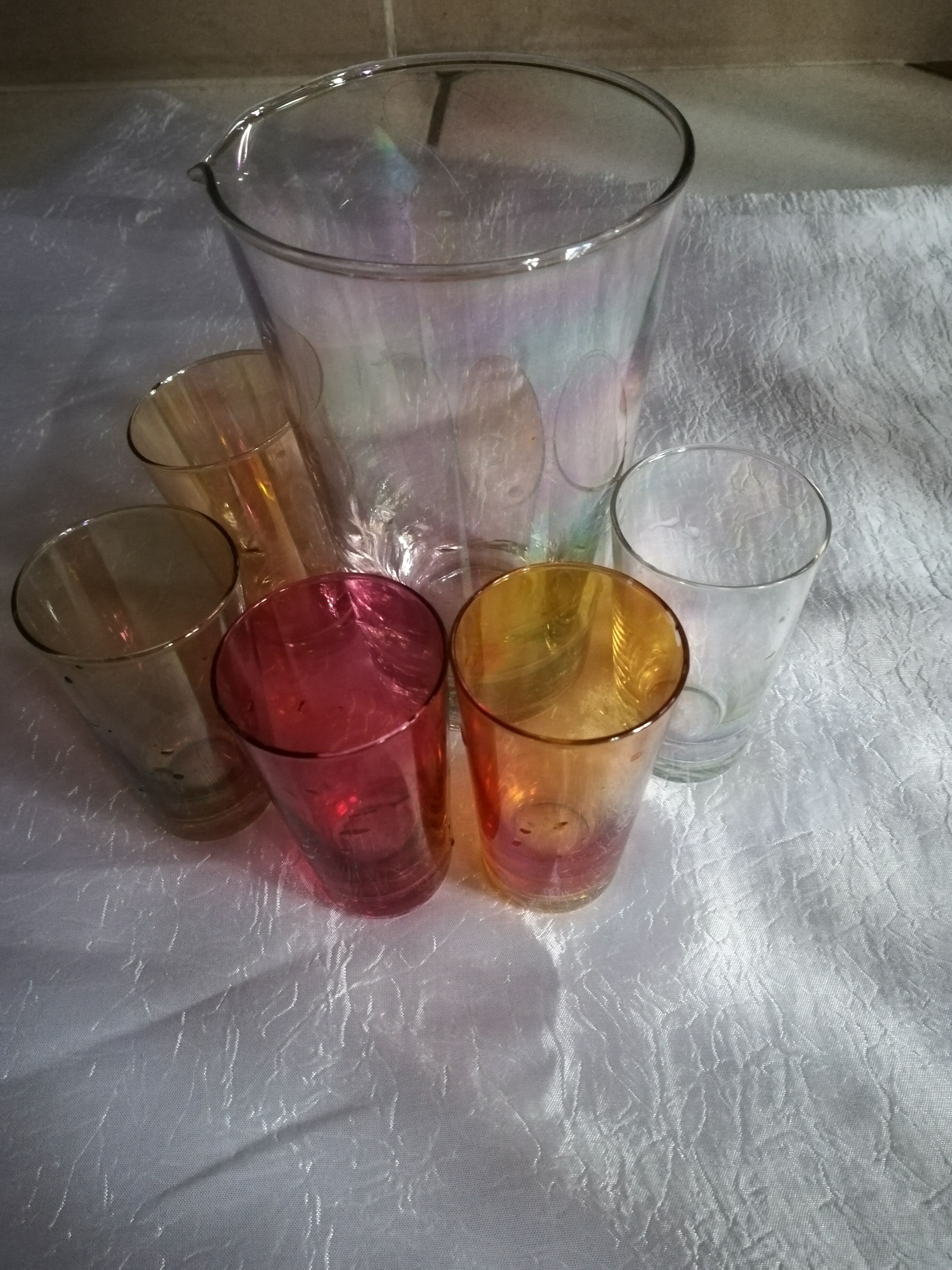Carafe with 5 glasses