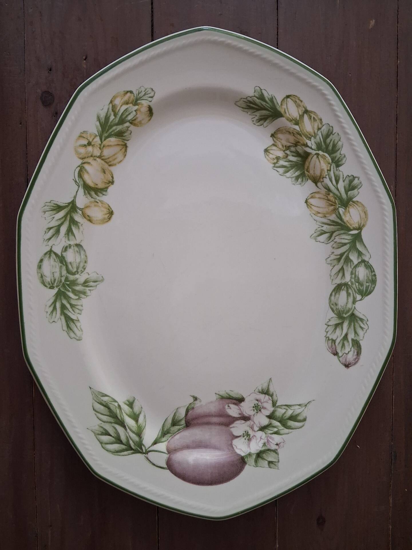 Oval plate The Chartwell Collection Churchill (England)