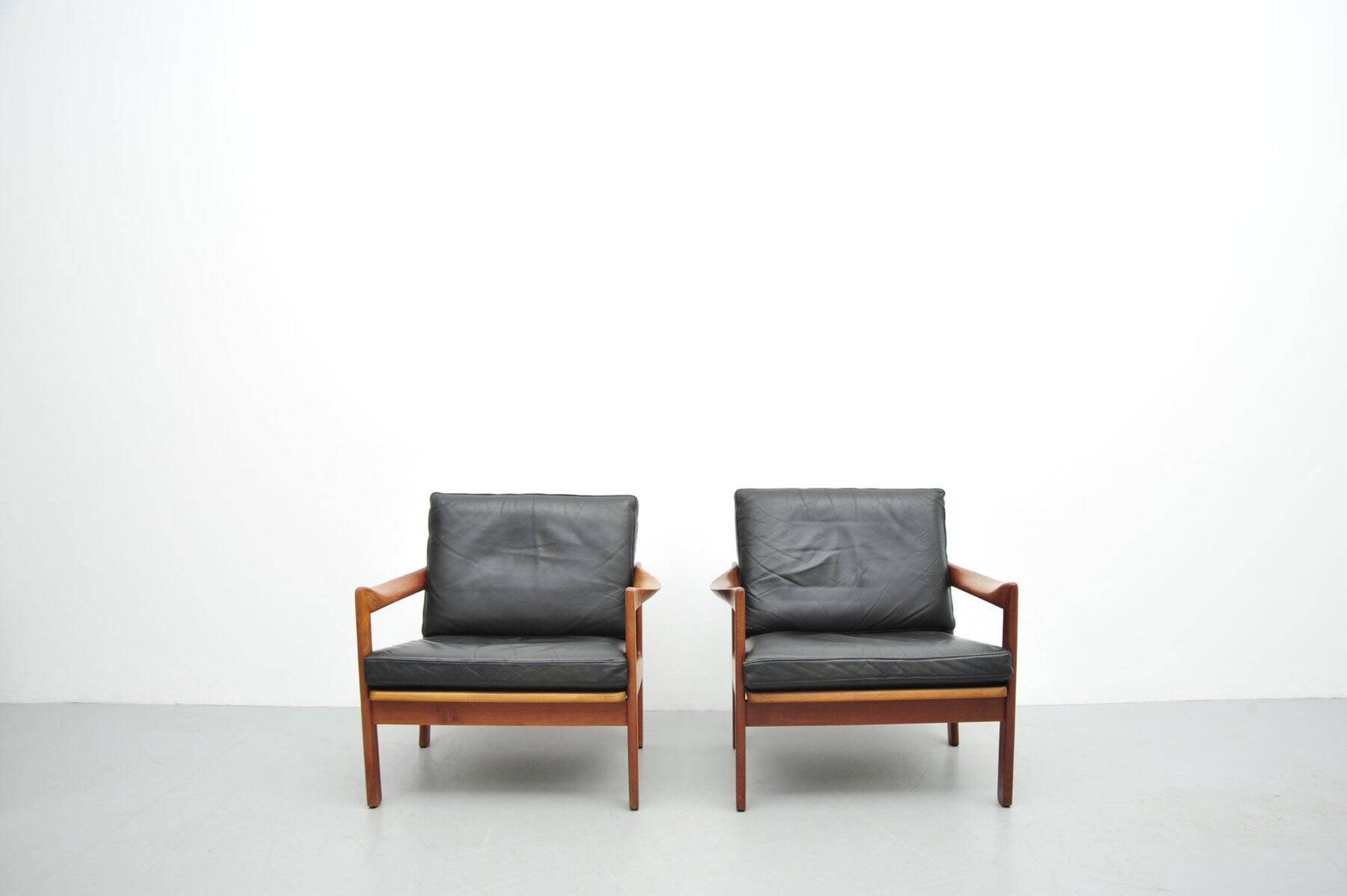 Fauteuils par Illum Wikkelsø pour Niels Eilersen, années 1950, ensemble de 2
