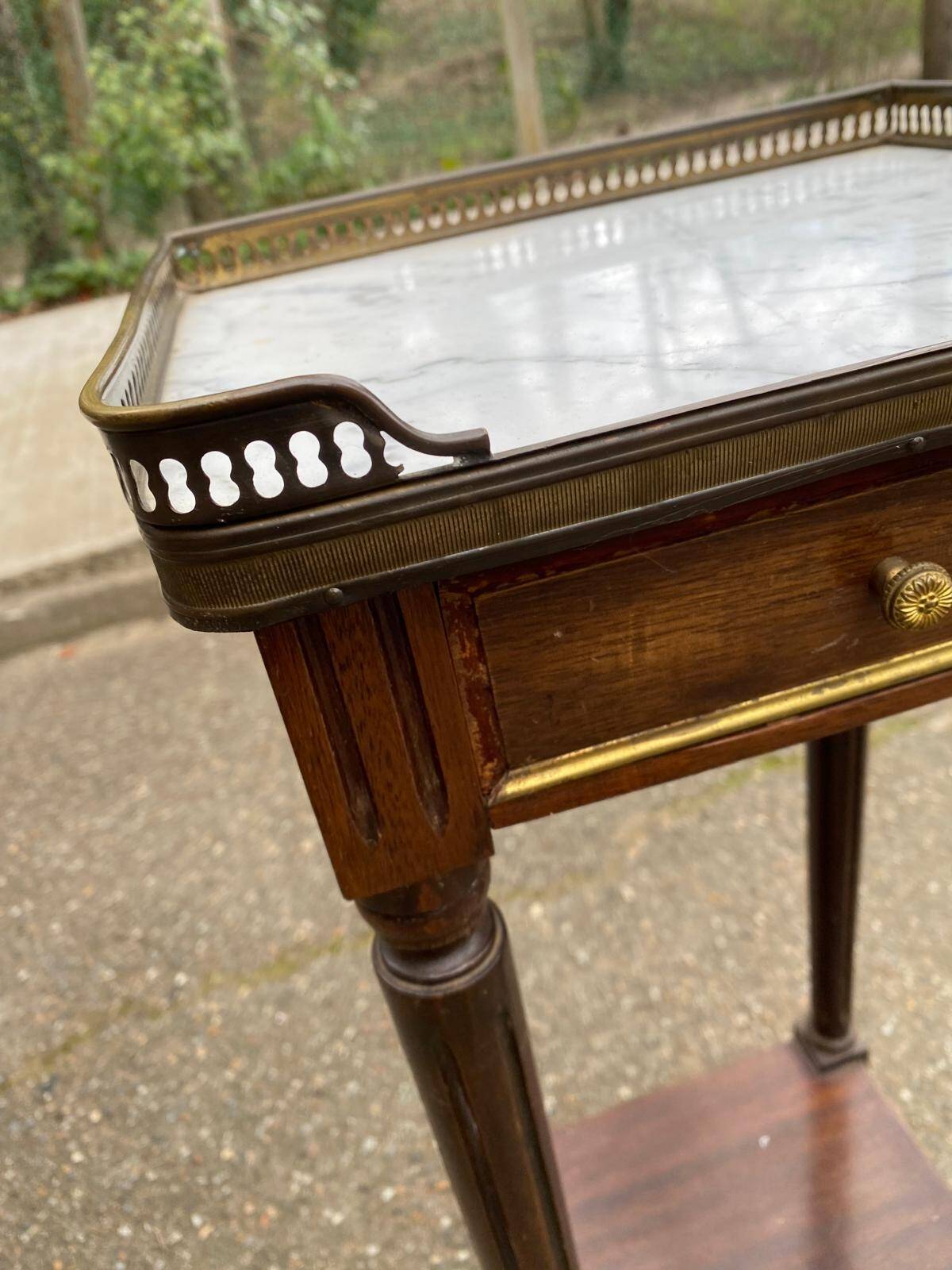 Louis XVI Napoleon III stool from the 19th century, white marble.