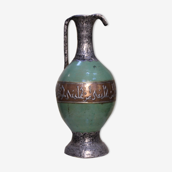 Tamgroute pottery vase