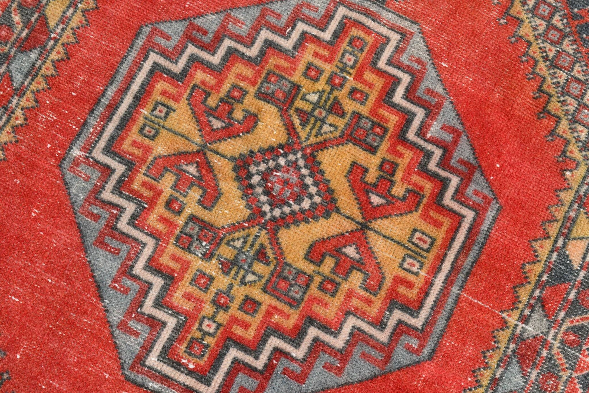 57s Antique Red & Navy Blue Vintage Persian Rug, 106x201Cm