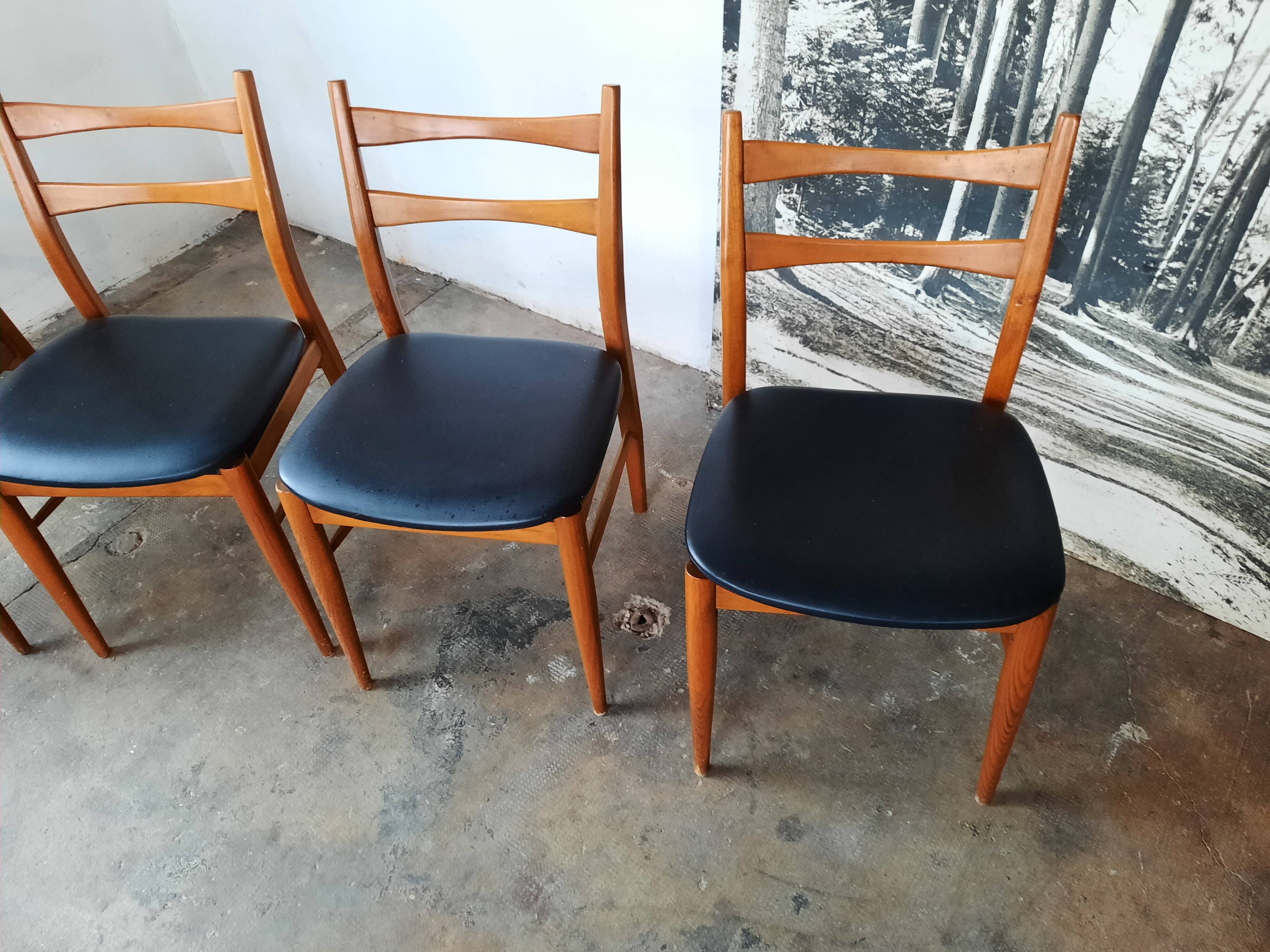 Set of 4 vintage Scandinavian chairs with Skaï seat