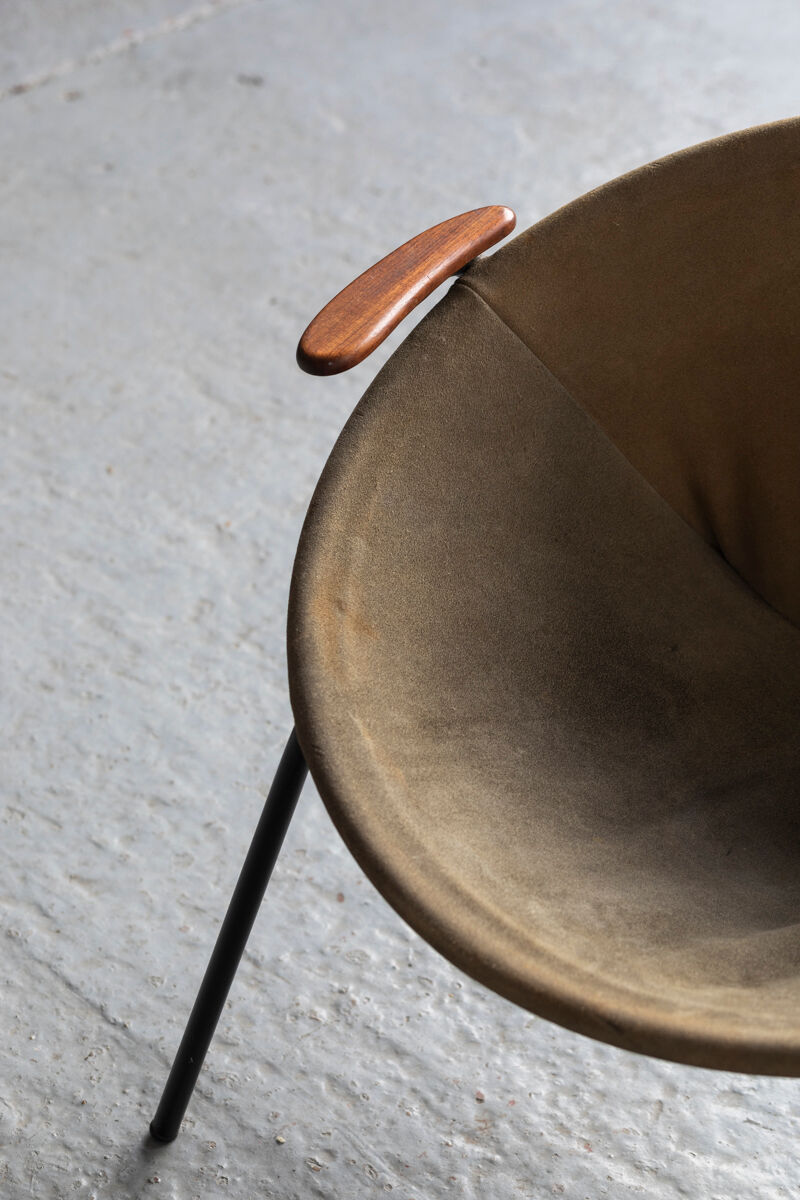 Balloon armchairs by Hans Olsen for Lea design 1960