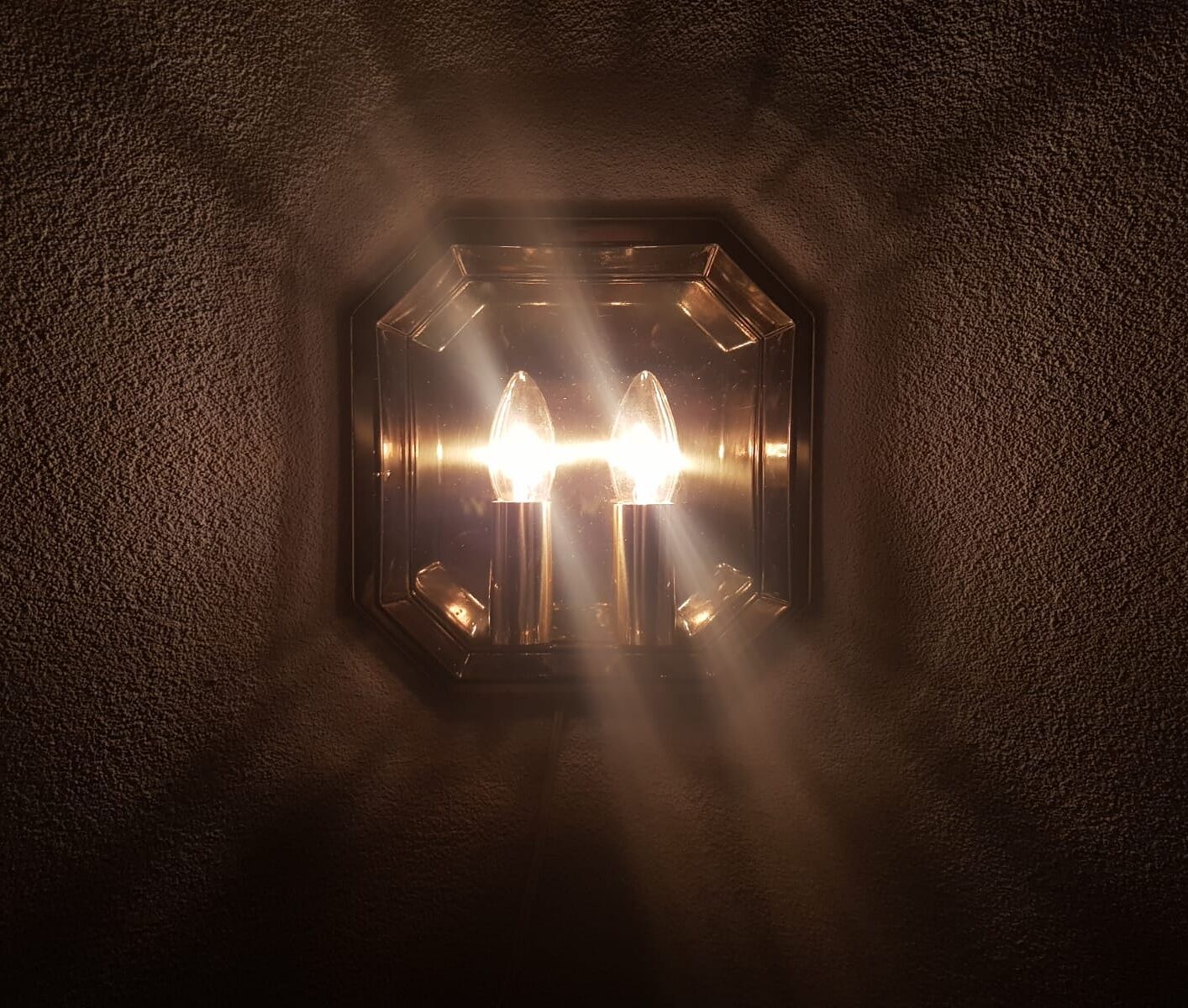 Geometric smoke topaz glass wall lamp, Glashütte Limburg, 80s