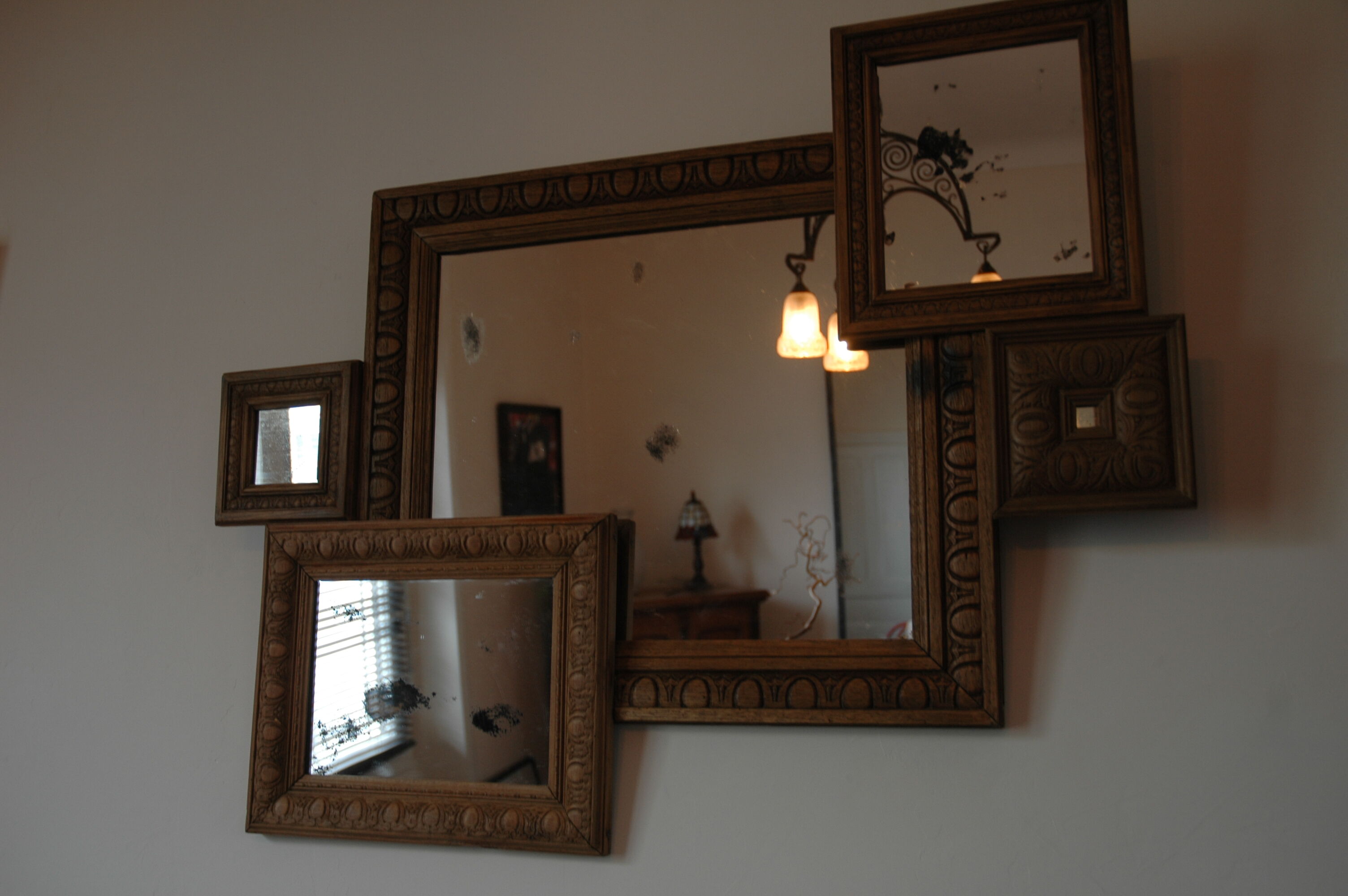 Mirror wood 40 - 66x81cm