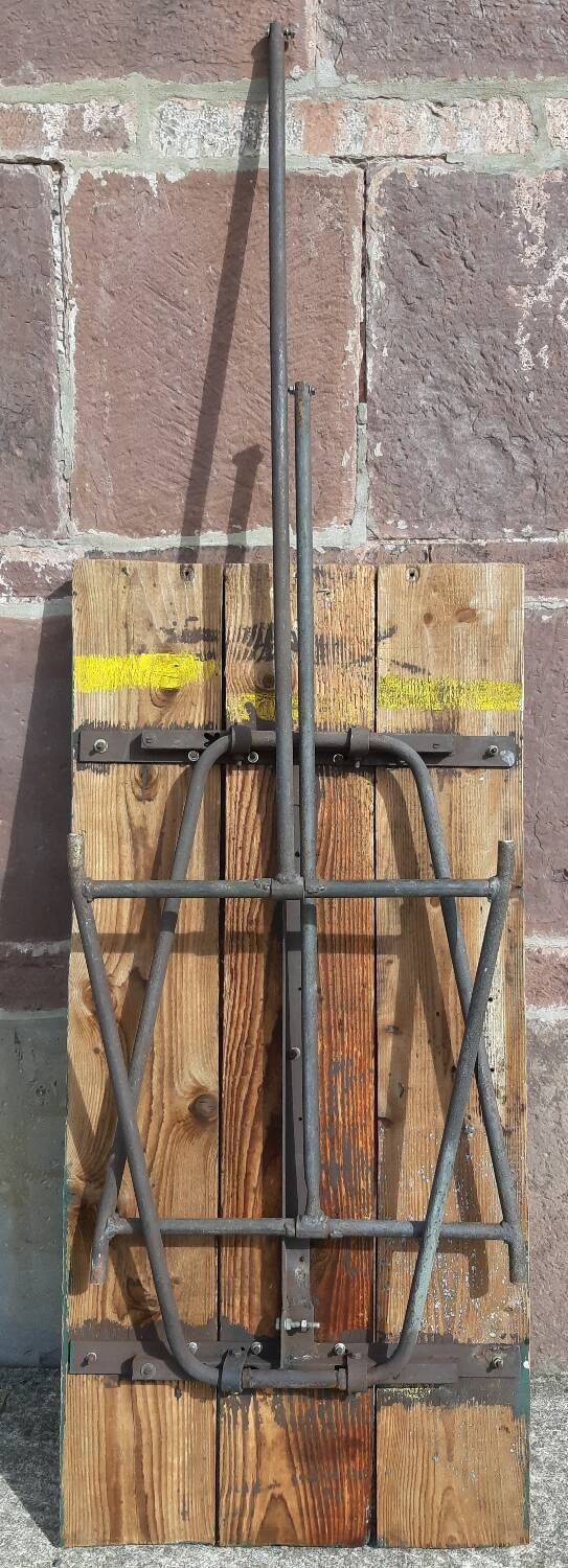 Folding workshop table