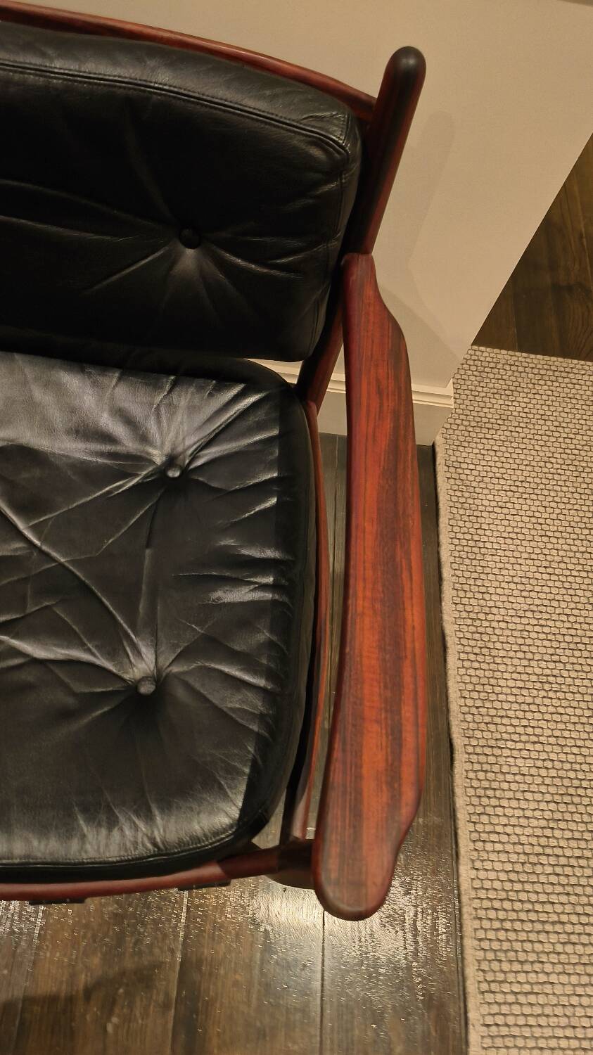 Erik Merthen armchair