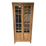 Antique display case in blond wood – small-paned windows with key