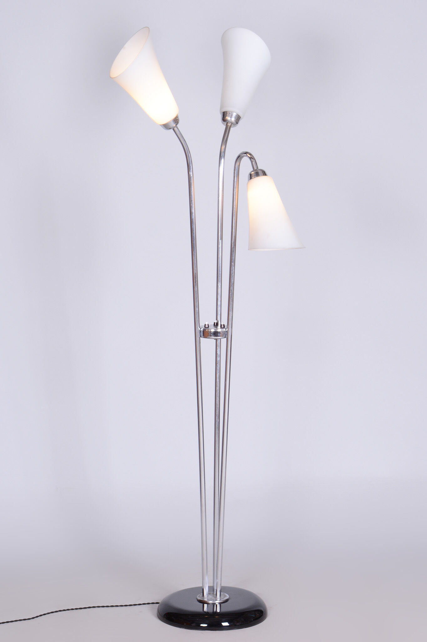 Restored ArtDeco Floor Lamp, Chrome-plated Steel, Czechia, 1930s