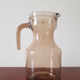 Carafe en verre noir