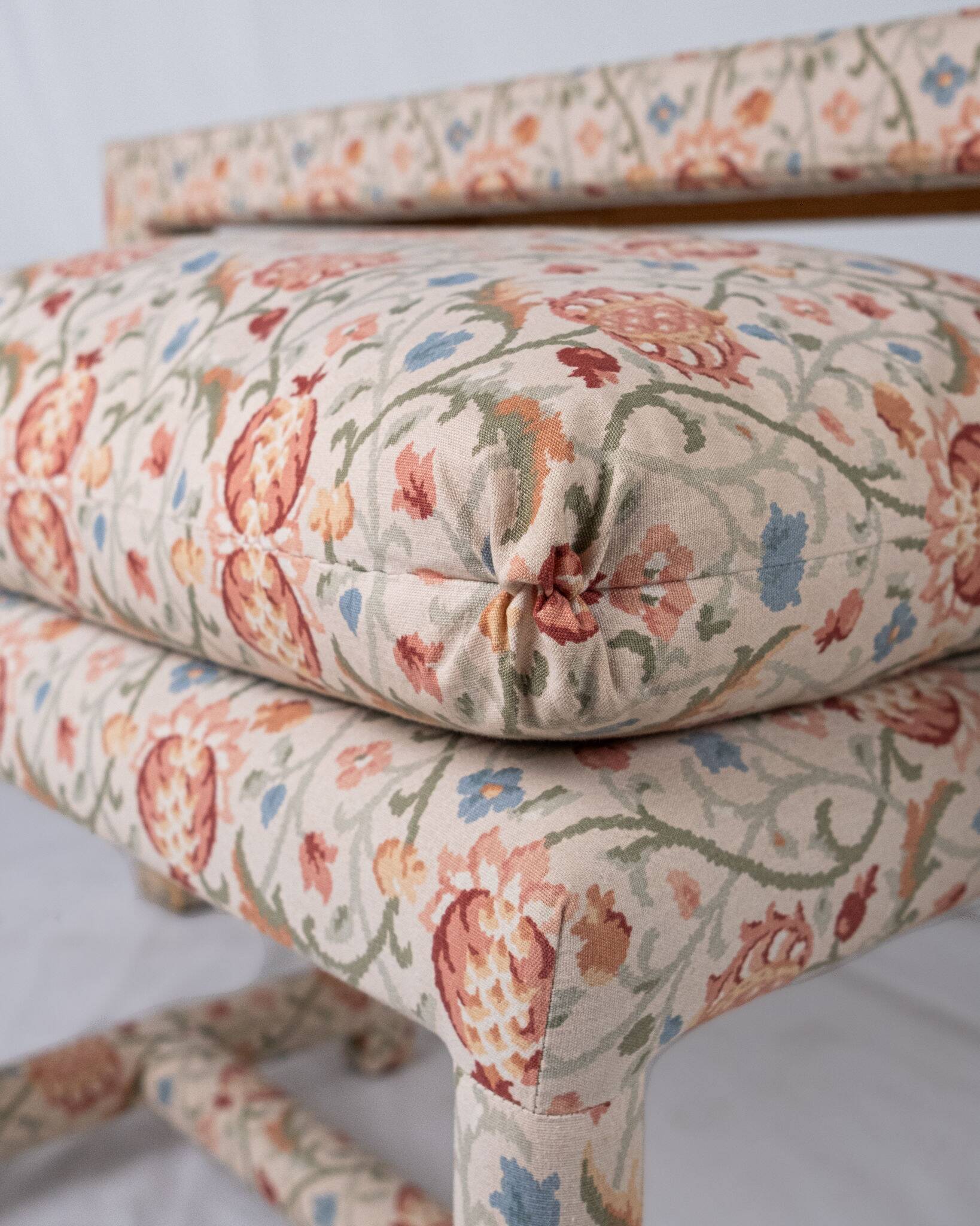 Console or desk set with its upholstered stool, Parsons style, 1980s.