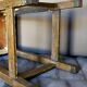 Tabouret d'atelier ancien à poignée
