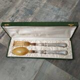 Duo of serving cutlery