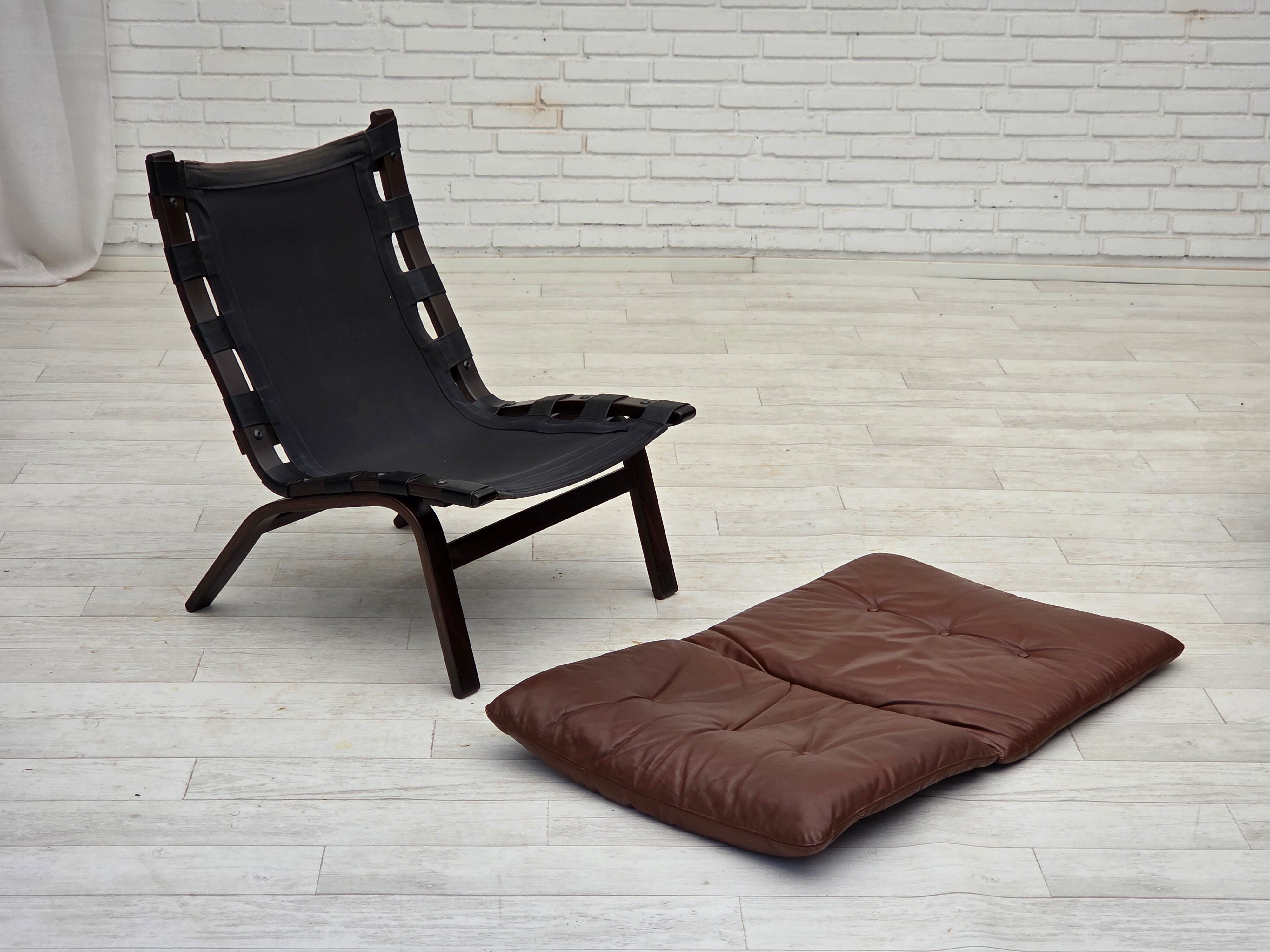 1970s, Danish loungechair by Farstrup, leather, canvas, bent wood.