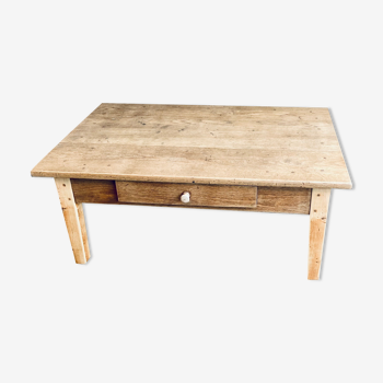 Table basse de ferme