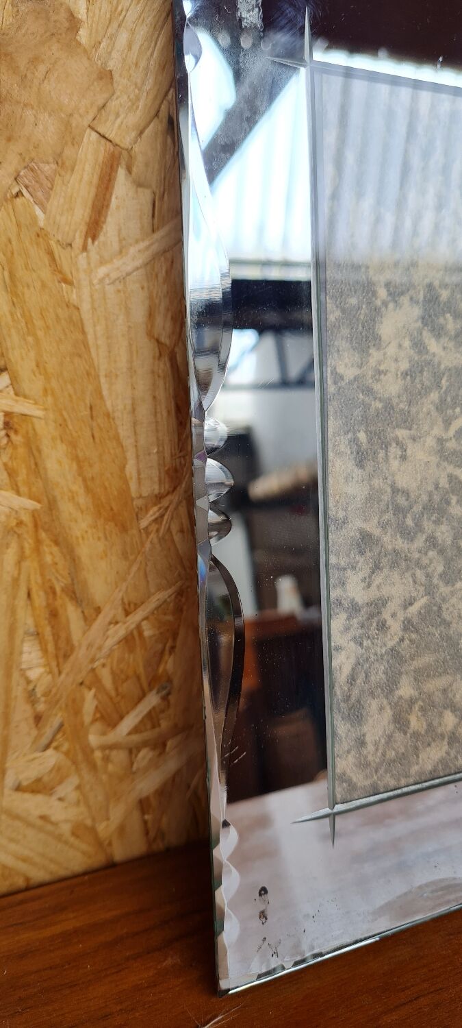 Beveled mirror photo frame